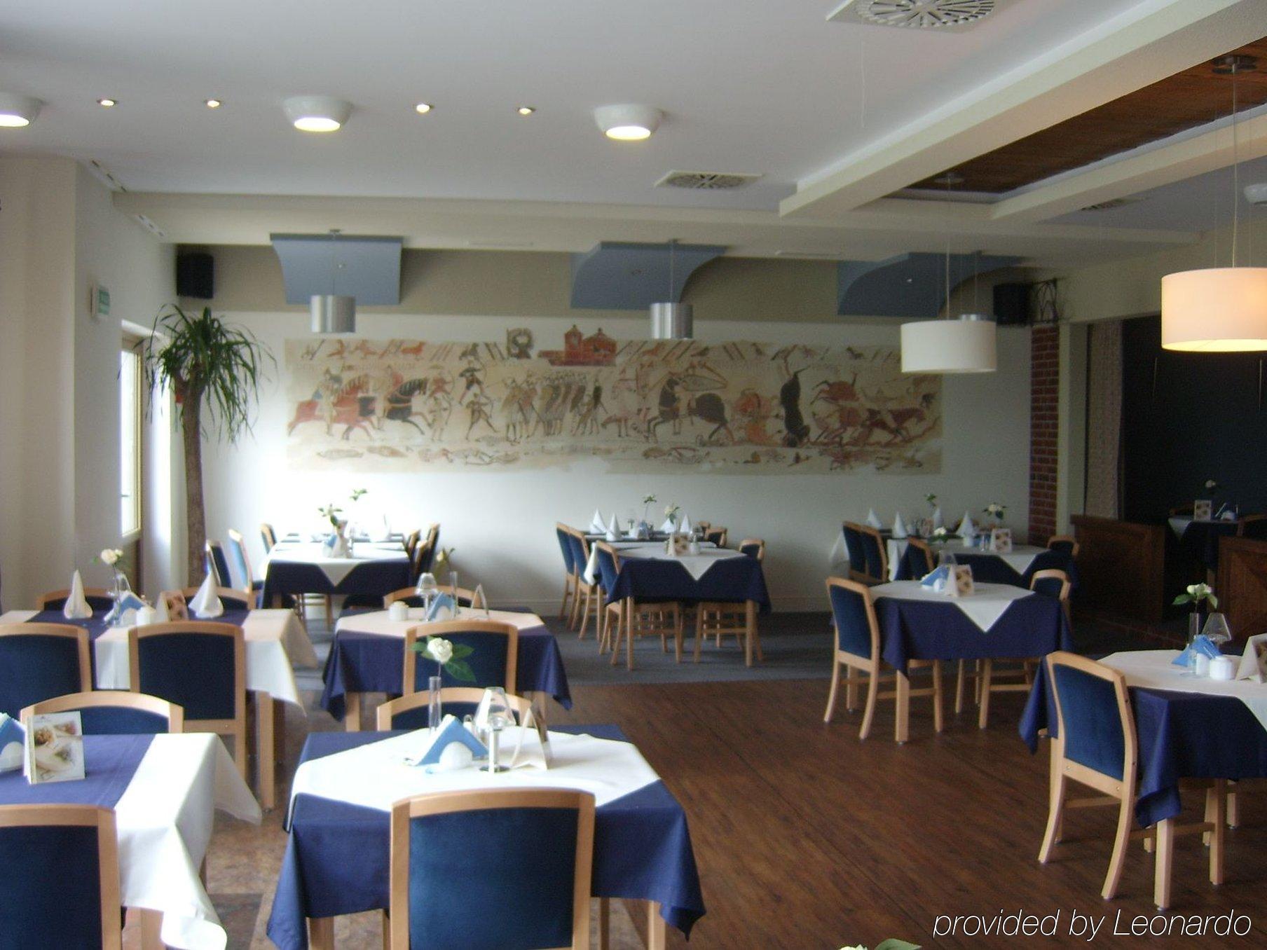 Grot Hotel Malbork Restaurant photo