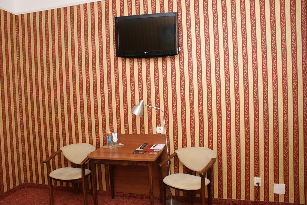 Grot Hotel Malbork Exterior photo
